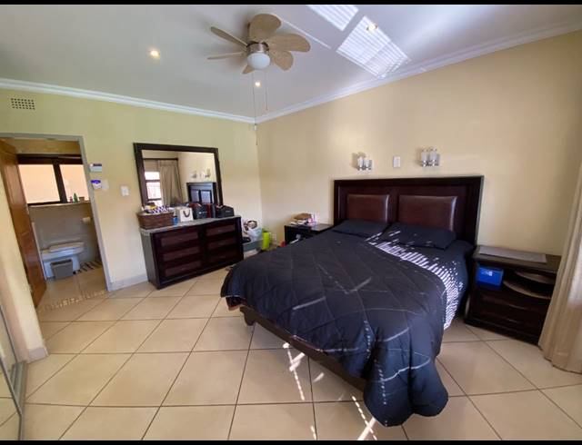 3 BEDROOM FREEHOLD FOR SALE IN SUNWARD PARK